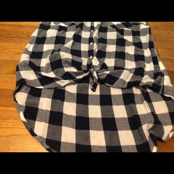 Checkered Pattern Tank Top - Picture 4 of 4